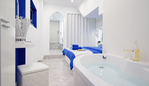 Honeymoon Apartment, 1 King Bed with Sofa bed, Non Smoking, City View