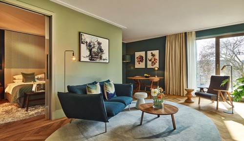 Regency, Executive Suite