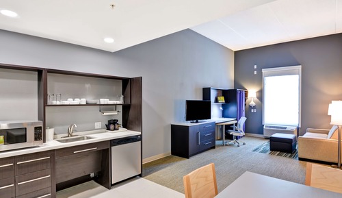 Suite, 2 Queen Beds, Accessible (Mobility & Hearing, Roll-in Shower)