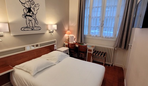Economy Room