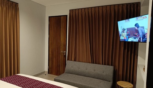 Deluxe Suite, Pool View