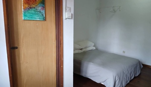 House, 3 Bedrooms, Balcony, Mountain View
