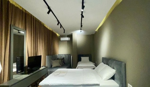 Triple Room, City View