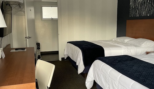 Room, 2 Queen Beds (2 Queens)