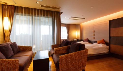 Deluxe Room A with Twin Beds