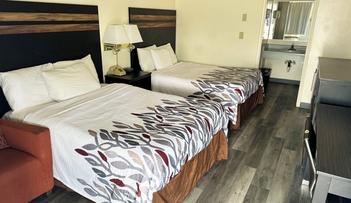 Room, 2 Double Beds, Non Smoking, Refrigerator & Microwave