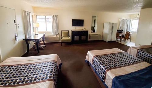 Studio Suite, Multiple Beds, Non Smoking, Kitchenette