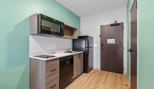Suite, 1 Queen Bed, Non Smoking