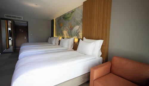 Family Room, Multiple Beds, Pool View