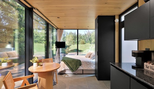 Luxury Cabin, 1 Queen Bed, River View