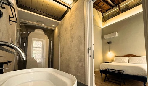 Superior Double Room, City View