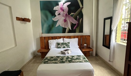 Economy Room