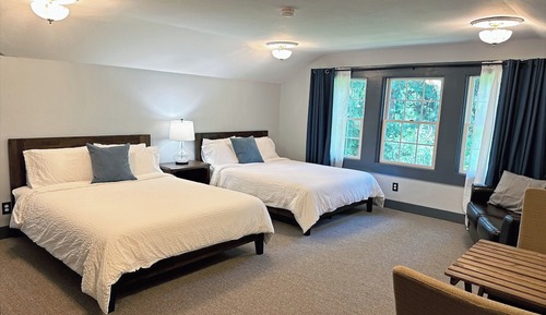 Quadruple Room, Mountain View