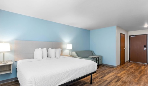 Standard Room, 1 King Bed, Non Smoking