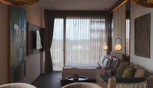 Premium Studio, Balcony, Pool View