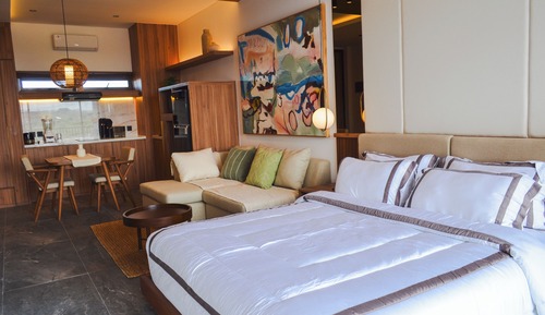 Comfort Studio, 1 King Bed, Kitchen