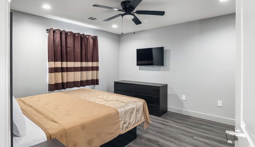 Deluxe Studio Suite, Kitchenette