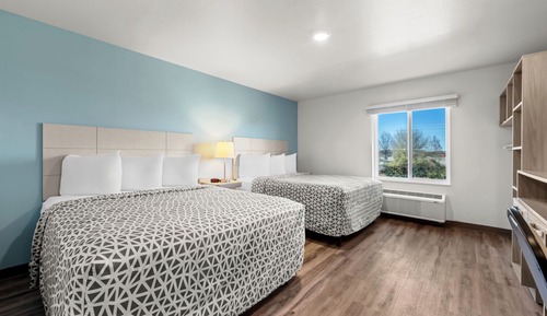 Suite, 2 Queen Beds, Non Smoking
