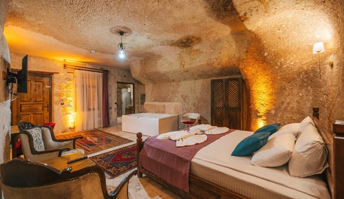 Traditional Room, Courtyard View