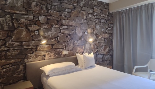Deluxe Room, Balcony (201)