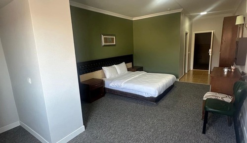 Economy Twin Room