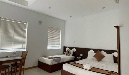 Deluxe Triple Room, Garden View