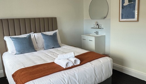 Deluxe Twin Room
