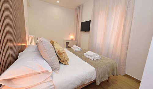 Superior Double Room, City View