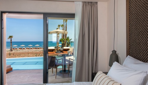 Double Premium with Private Pool
