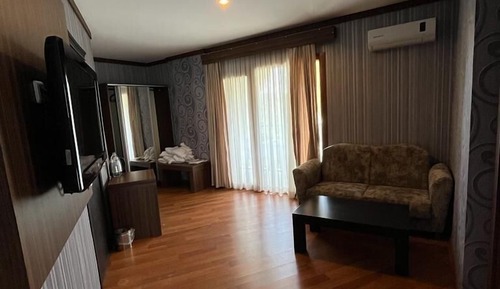 Basic Triple Room