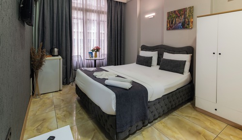 Classic Room, 1 Double Bed, Air conditioning, City View