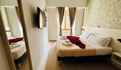 Deluxe Double or Twin Room