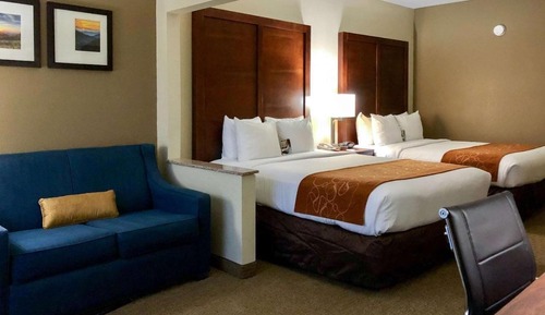Standard Double Room, Balcony, Pool View