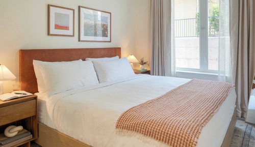 Apartment (3 Bedrooms)