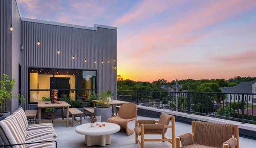 House (4 Bedrooms)