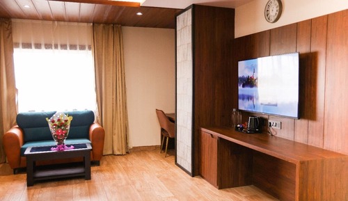 Superior Room, 1 King Bed