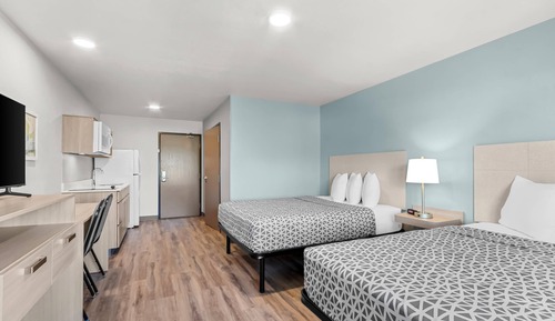 Suite, 2 Queen Beds, Non Smoking