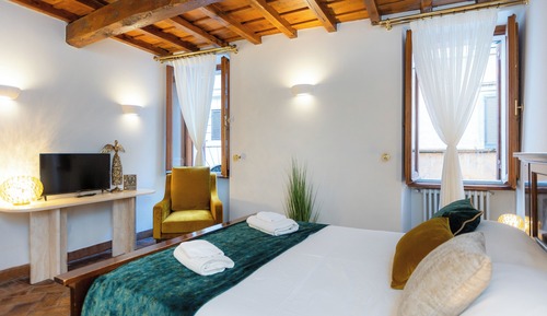 Suite 2
