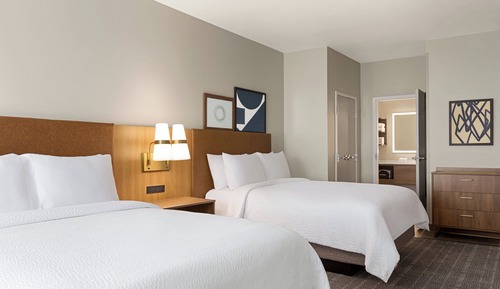 Studio Suite, 2 Queen Beds, Kitchen
