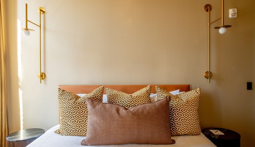 King Room with Balcony (24/7 Front Desk)