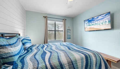 Family Condo, 2 Bedrooms, Fireplace, Garden View