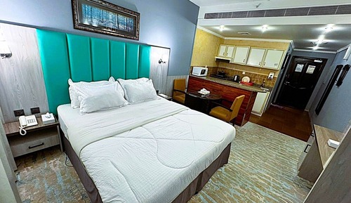 Double or Twin Studio Apartment