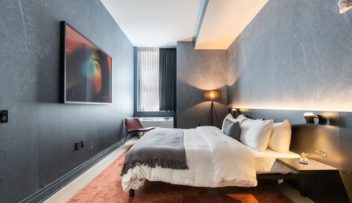 One Bedroom Suite
