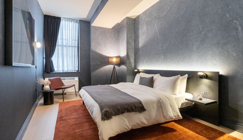 Superior One Bedroom Suite
