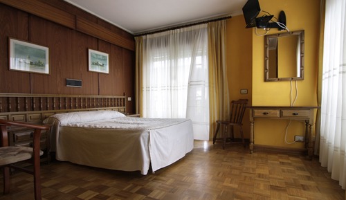 Classic Double Room