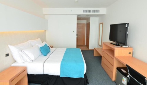 Double Room, 1 King Bed