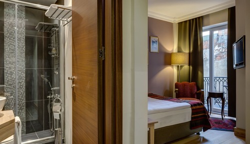 Double or Twin Room with Balcony