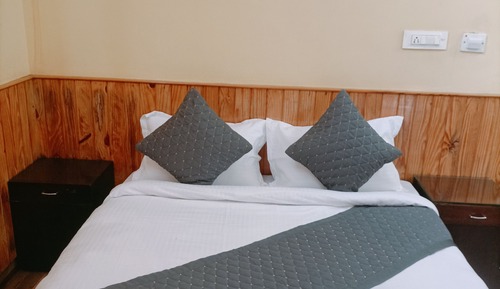 Deluxe Double Room, Hill View