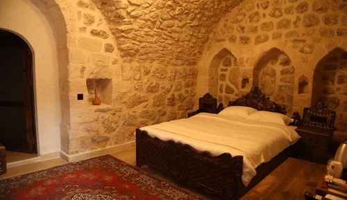 Economy Triple Room