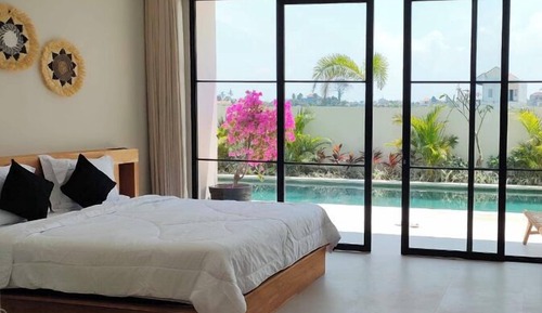 Superior Double Room, Pool View